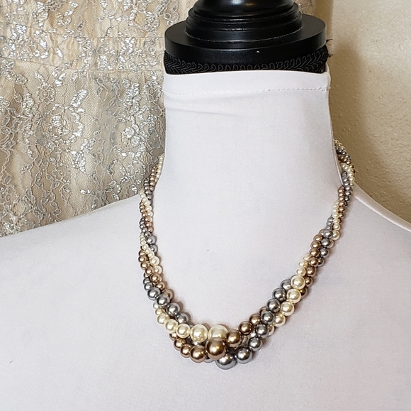 Vintage Multi Strand Fresh Water Faux Pearl Necklace Unique Mid Century Classic - Picture 10 of 16